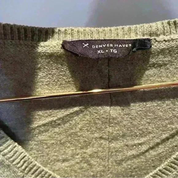 Denver Hayes women’s  sweater - Picture 4 of 4